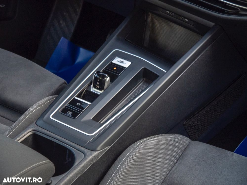 Volkswagen Golf 1.5 eTSI ACT DSG MHEV Style - 39