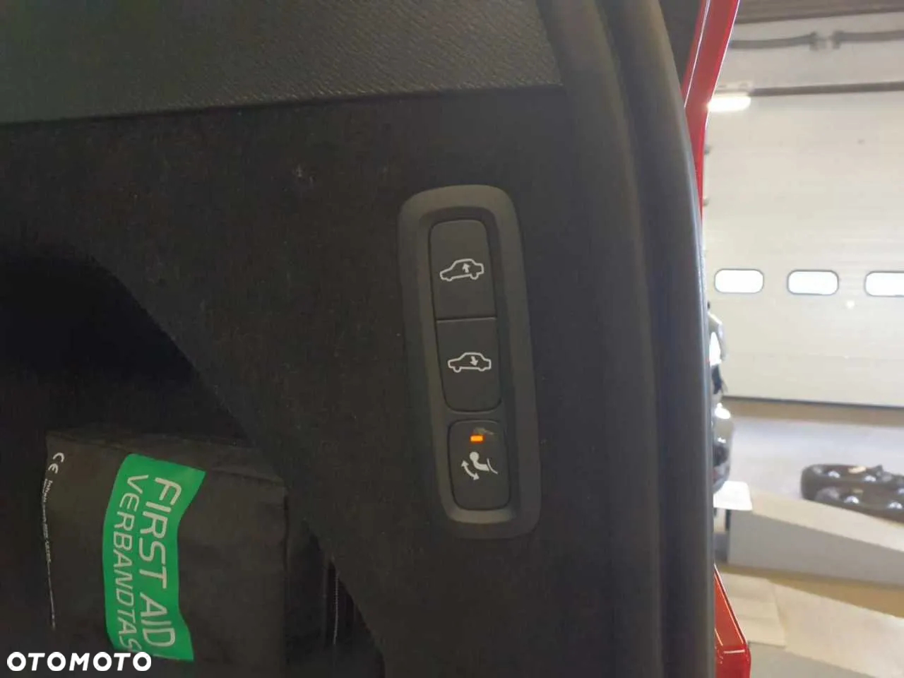 Volvo XC 90 T8 AWD Recharge Geartronic RDesign Edition - 17