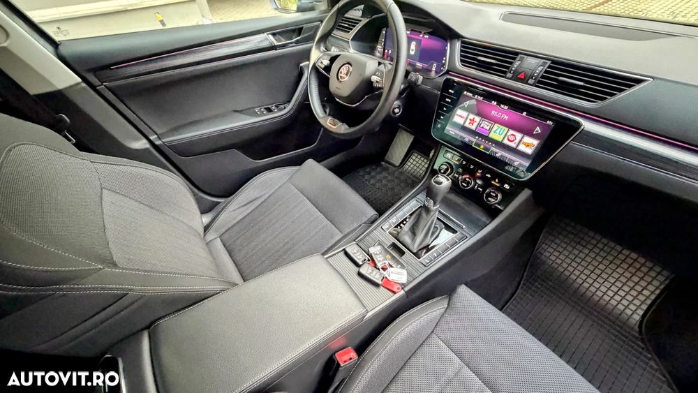 Skoda Superb 2.0 TDI DSG Style - 17