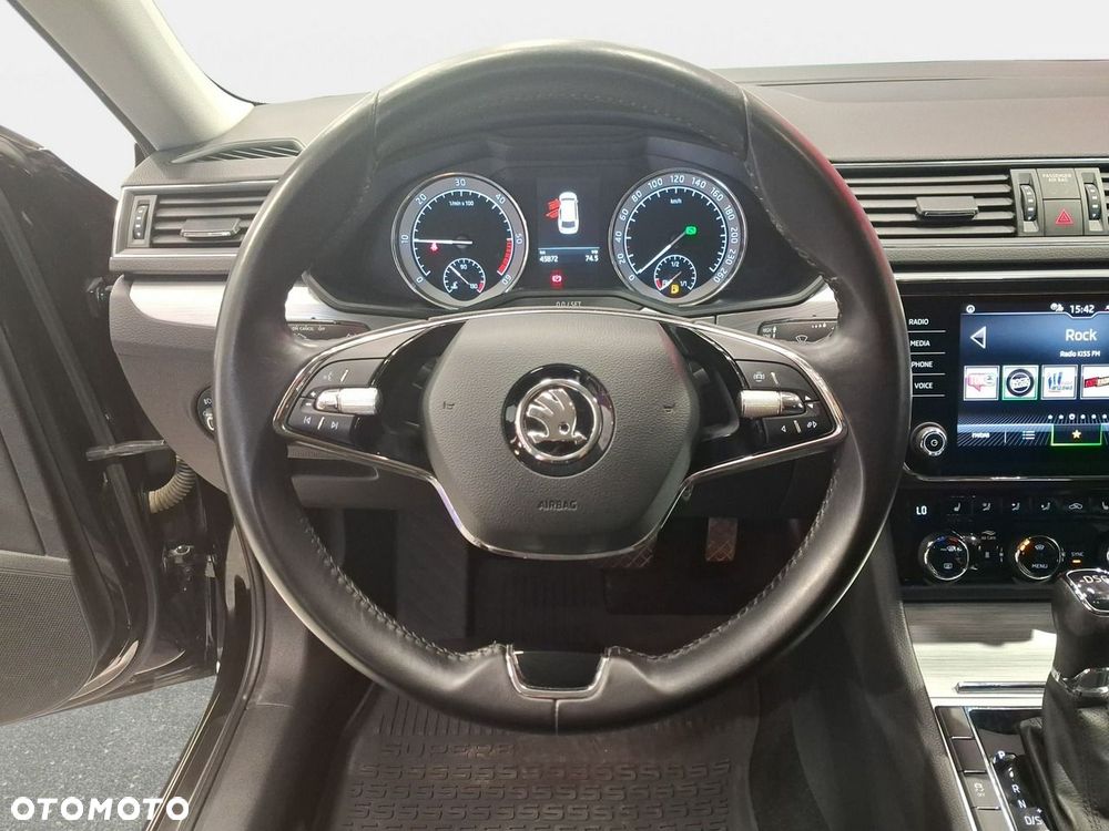 Skoda Superb 2.0 TDI SCR Ambition DSG - 22