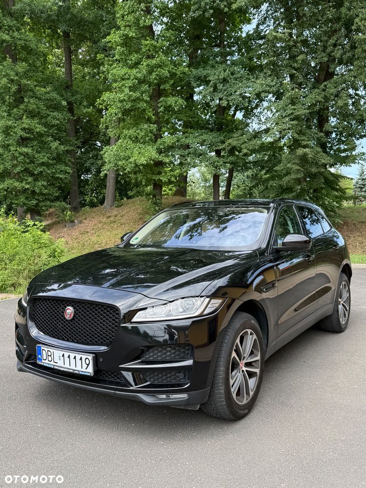 Jaguar F-Pace 2.0 i4D RWD R-Sport - 2
