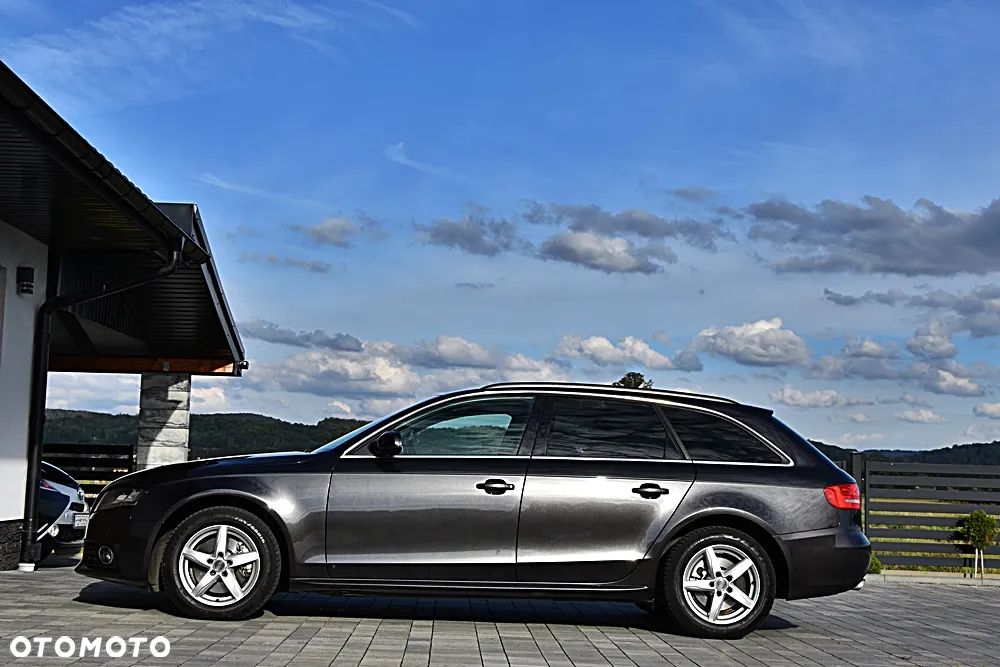 Audi A4 Avant 2.0 TDI DPF Attraction - 4