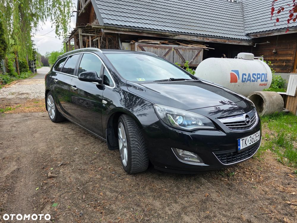 Opel Astra 1.6 T Sport - 2