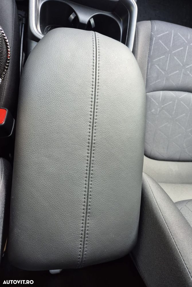 Toyota RAV4 - 12