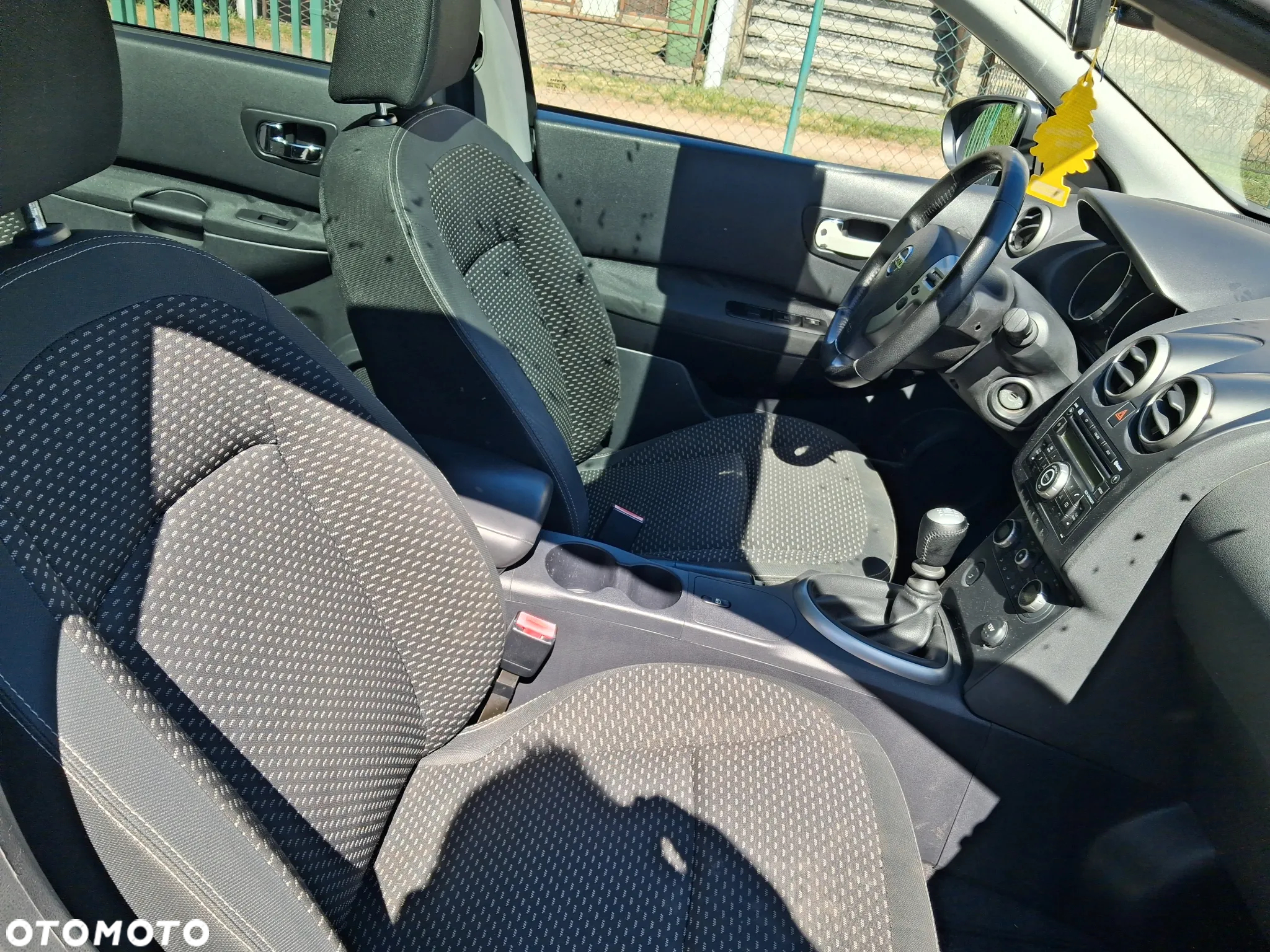 Nissan Qashqai+2 2.0 Acenta - 10