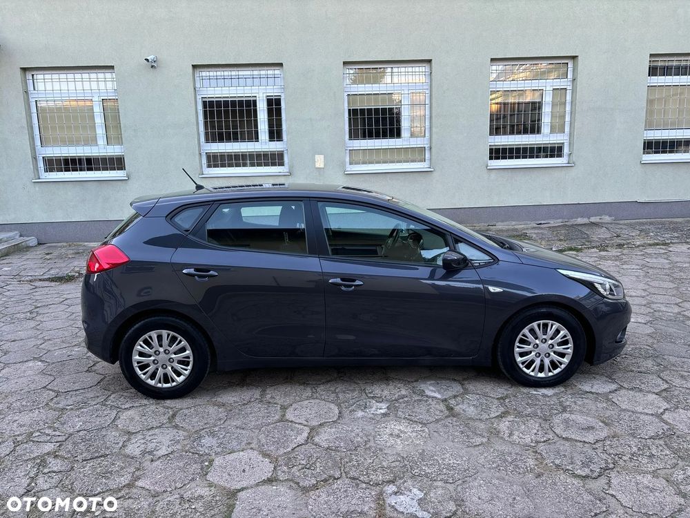 Kia Ceed - 17