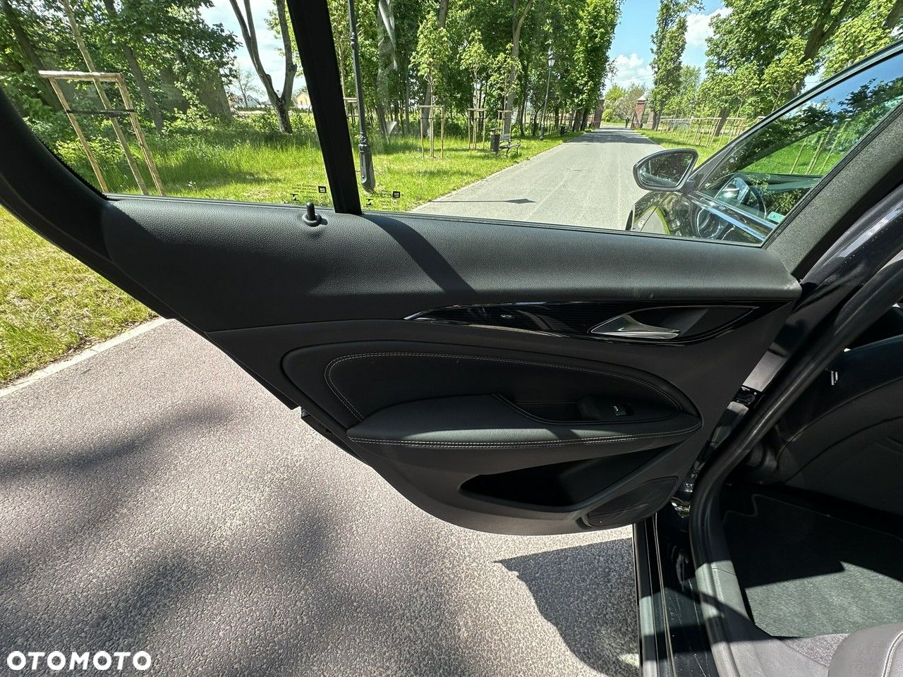 Opel Insignia - 24