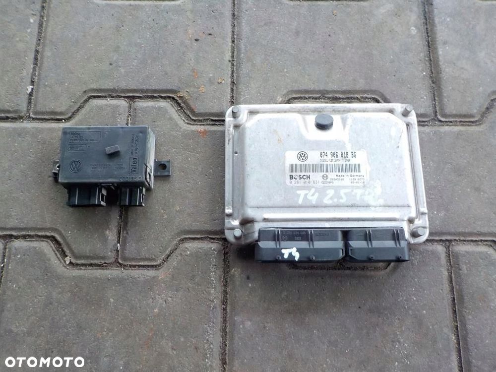 VW T4 2.5 TDI KOMPUTER STEROWNIK 074906018BG - 1