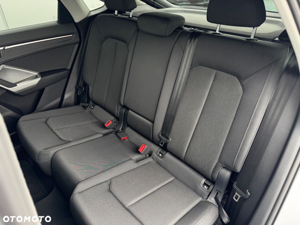 Audi Q3 Sportback 35 TFSI mHEV S tronic - 28