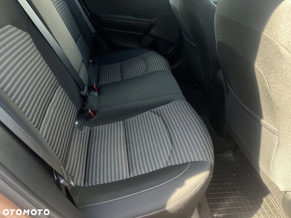Kia Ceed 1.5 T-GDI M - 29