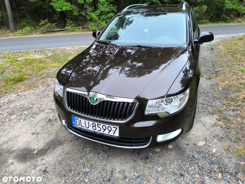 Skoda Superb 2.0 TDI Ambition DSG - 7