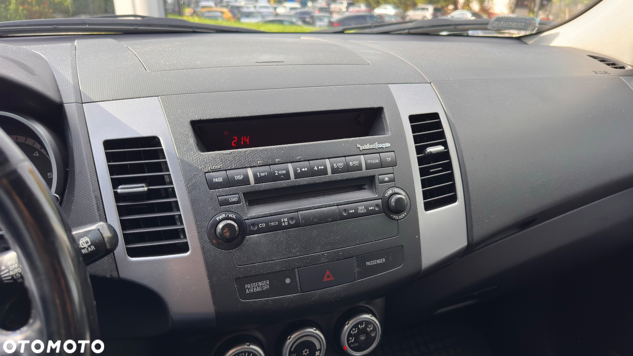 Mitsubishi Outlander 2.0 DID Intense + - 19