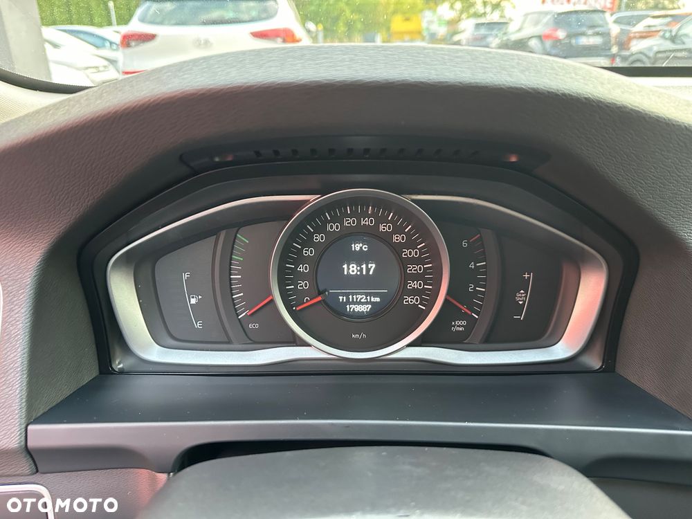 Volvo S60 D2 - 30