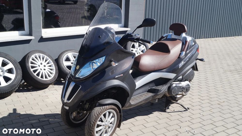 Piaggio MP-3 - 1