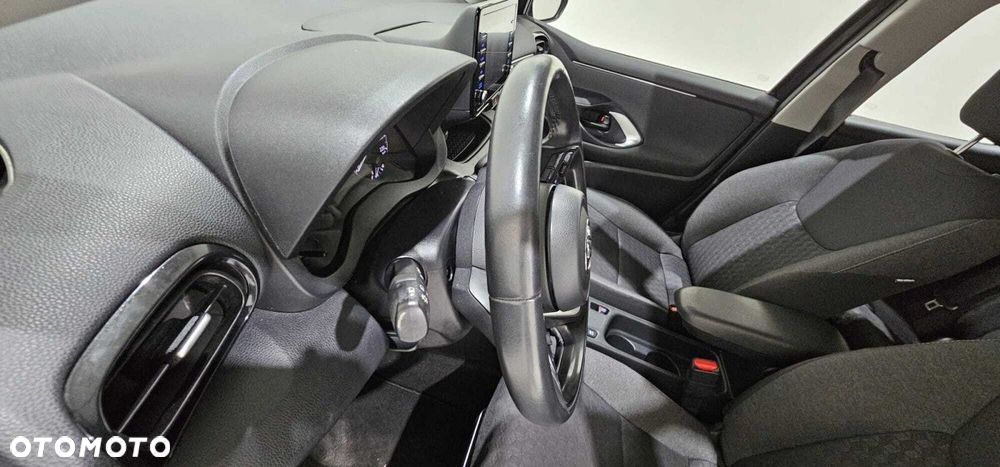 Toyota Yaris - 12