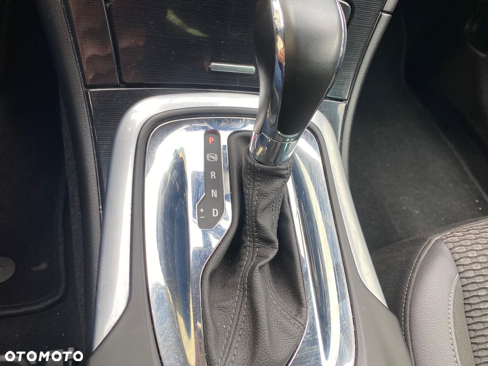 Opel Insignia 1.6 CDTI Sports Tourer - 18