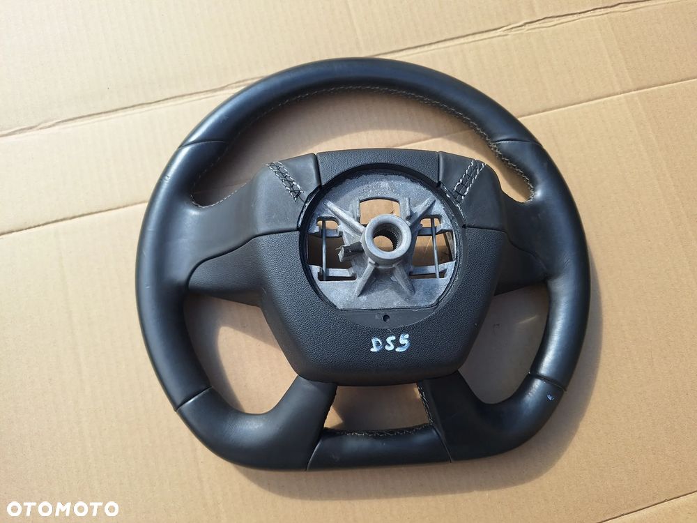 KIEROWNICA MULTIFUNKCYJNA DS5 - 11