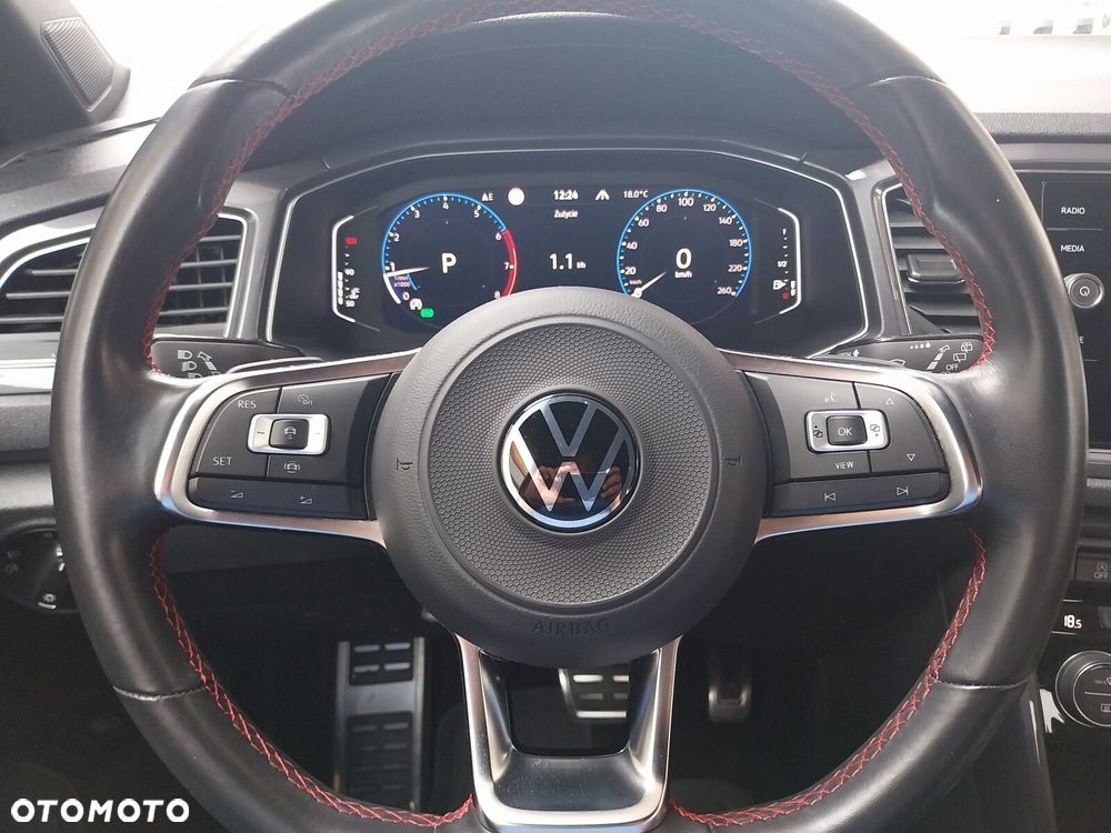 Volkswagen T-Roc - 18