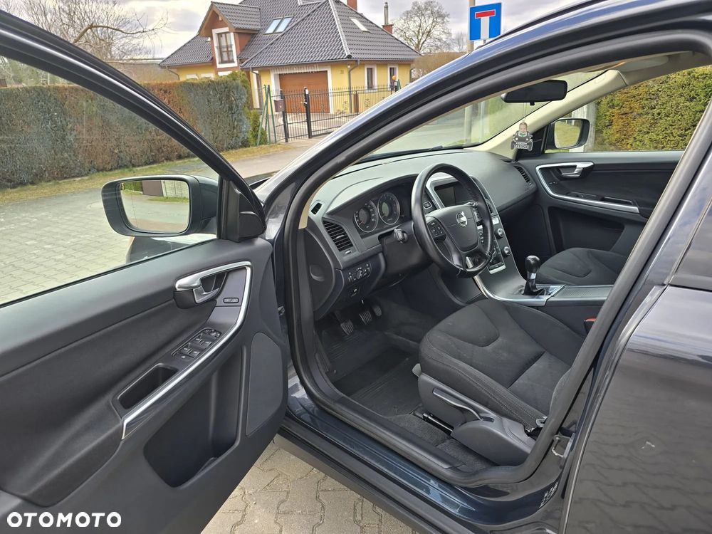 Volvo XC 60 DRIVe Kinetic - 9