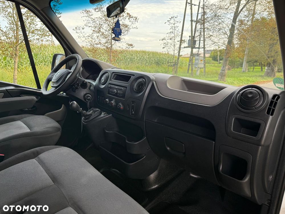Renault Master - 18