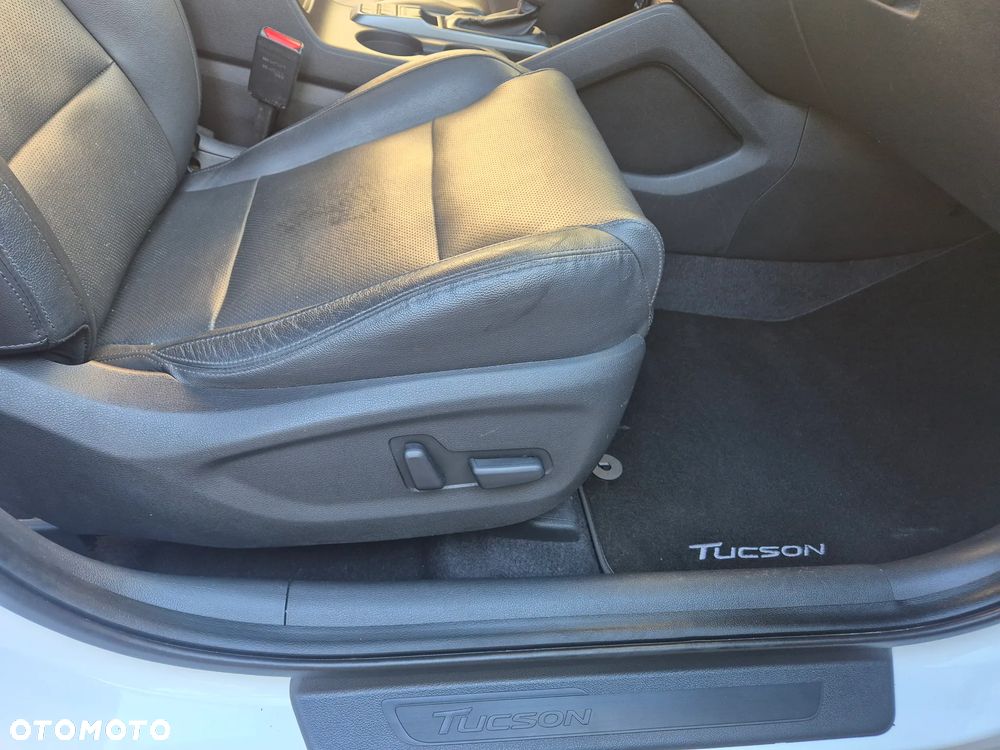 Hyundai Tucson blue 1.7 CRDi 2WD DCT Premium - 13