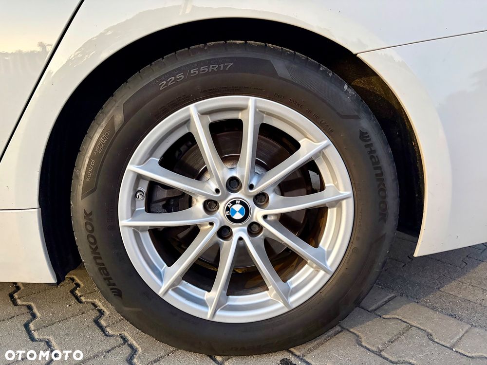 BMW Seria 5 520d M Sport Edition - 8