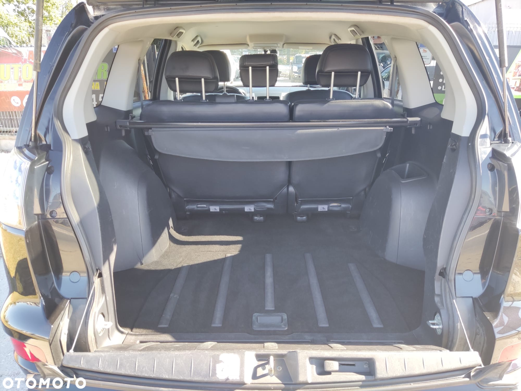 Mitsubishi Outlander 2.0 Intense + NAVI 2WD EU5 - 21