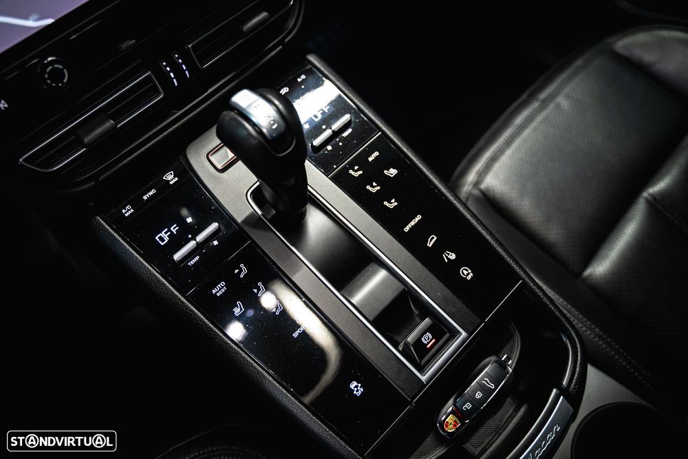 Porsche Macan PDK - 16