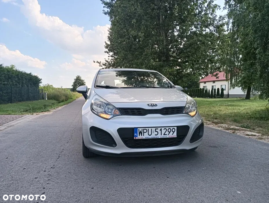 Kia Rio - 3
