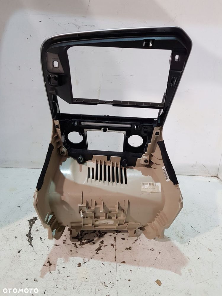 ramka panelu środkowego wodospad 39864993 volvo xc60 i 3.2b eu 12 rok - 4