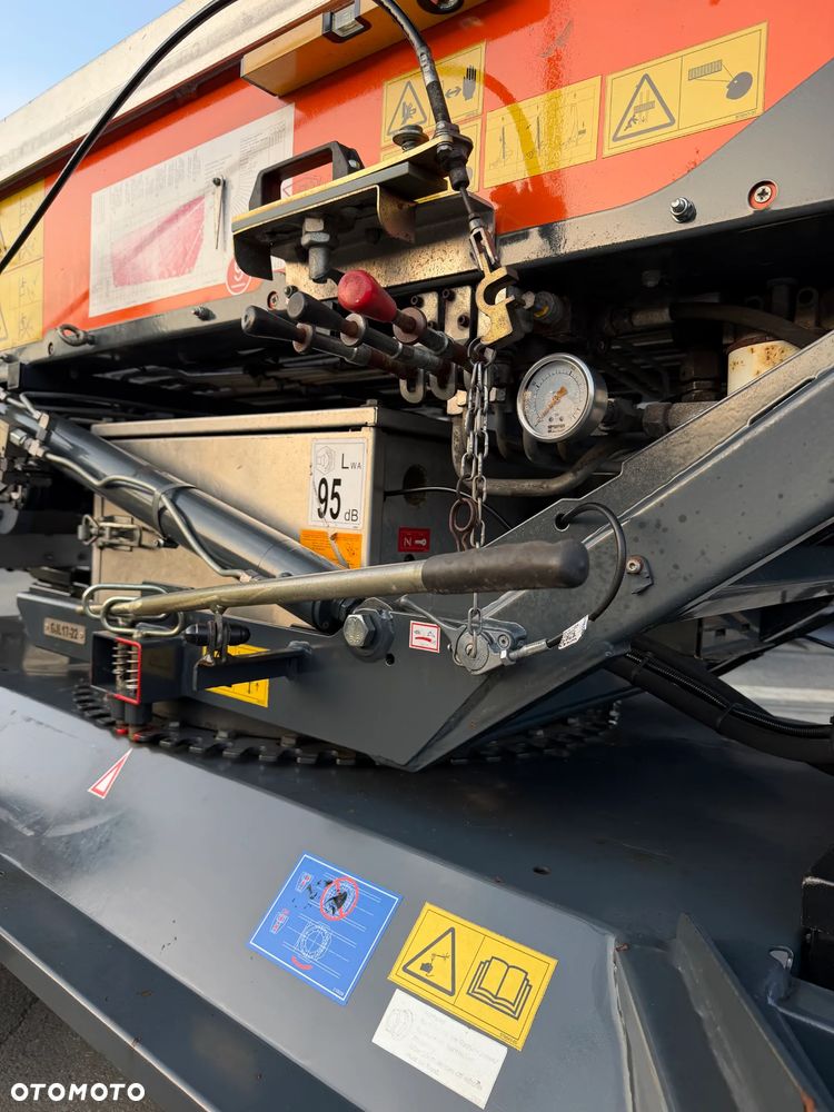 Paus Easy Big 25WH Drabina Dekarska w pełni Hydrauliczna 26 metrów. Obrotowa. 2018rok. Jak Nówka z salonu. praktycznie zerowy przebieg! Odpala na kluczyk. Silnik Honda. Serwisy w Dekra do Końca. Sprowadzona z Komuny Norweskiej. Wielka Okazja. Dokumenty do rejestracji. Dodatkowe sterowanie z góry. Nowy model - 24