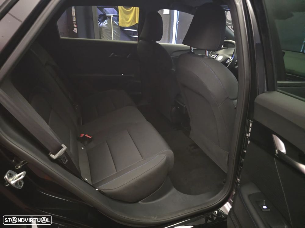 MG MG4 64 kWh Comfort - 8