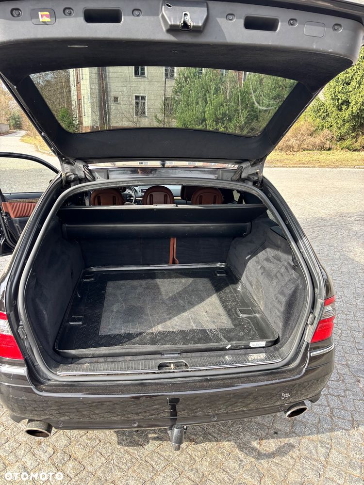 Mercedes-Benz Klasa E 500 4-Matic Avantgarde - 19