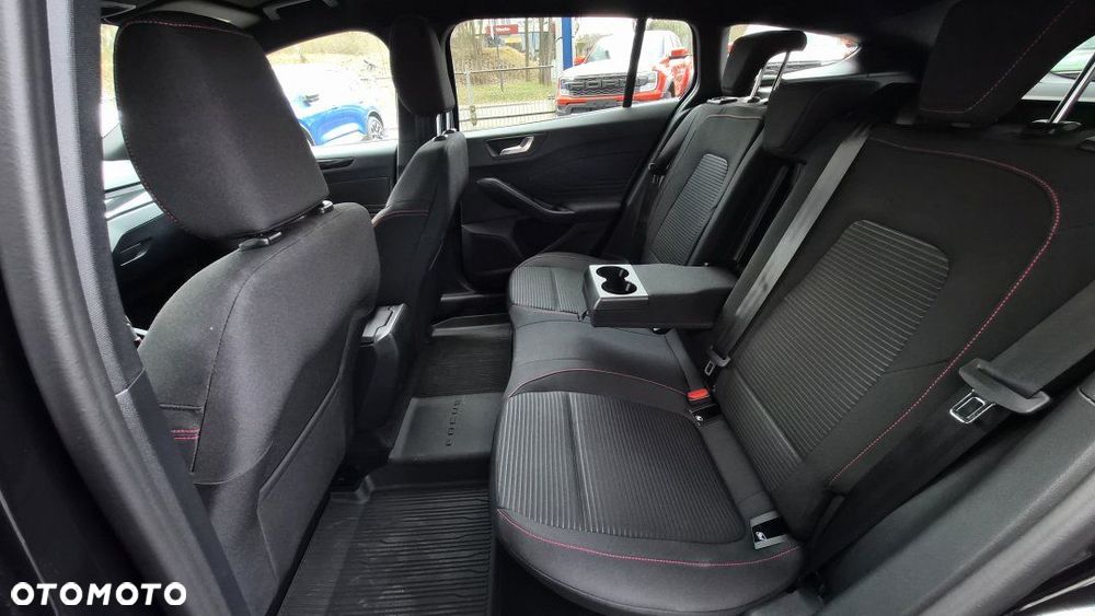 Ford Focus - 19