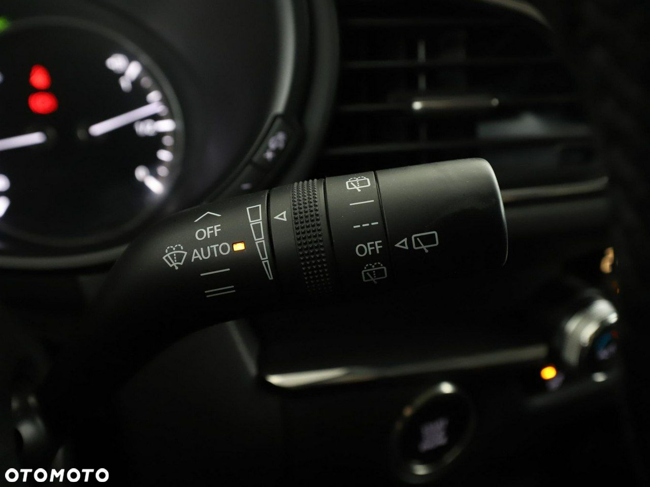 Mazda CX-30 e-SKYACTIVE G 122 HOMURA - 34