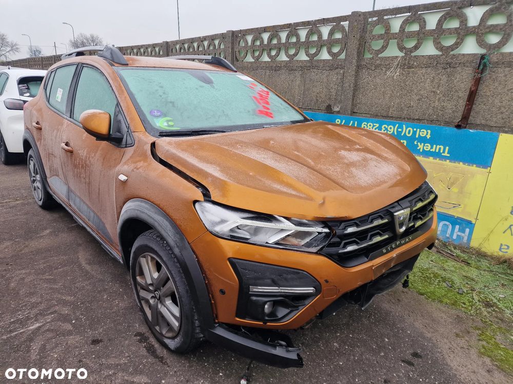 Dacia Sandero Stepway TCe 100 Celebration - 3