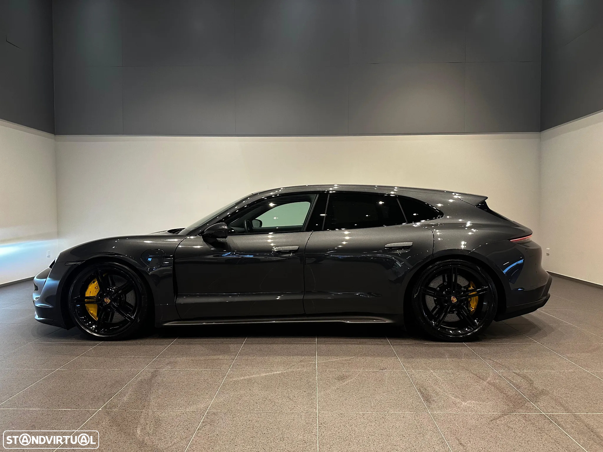 Porsche Taycan Sport Turismo Turbo S - 2