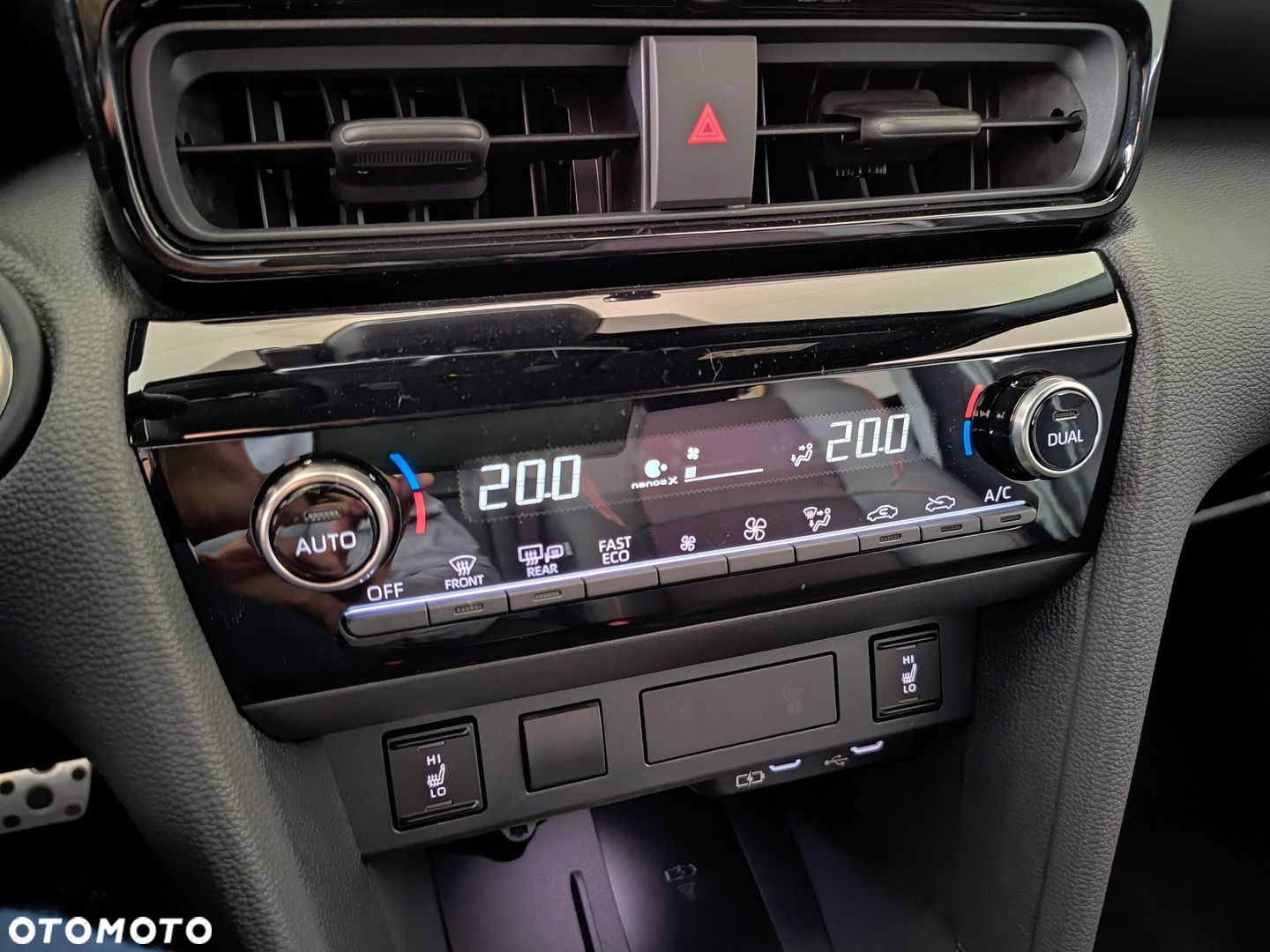 Toyota Yaris Cross - 14