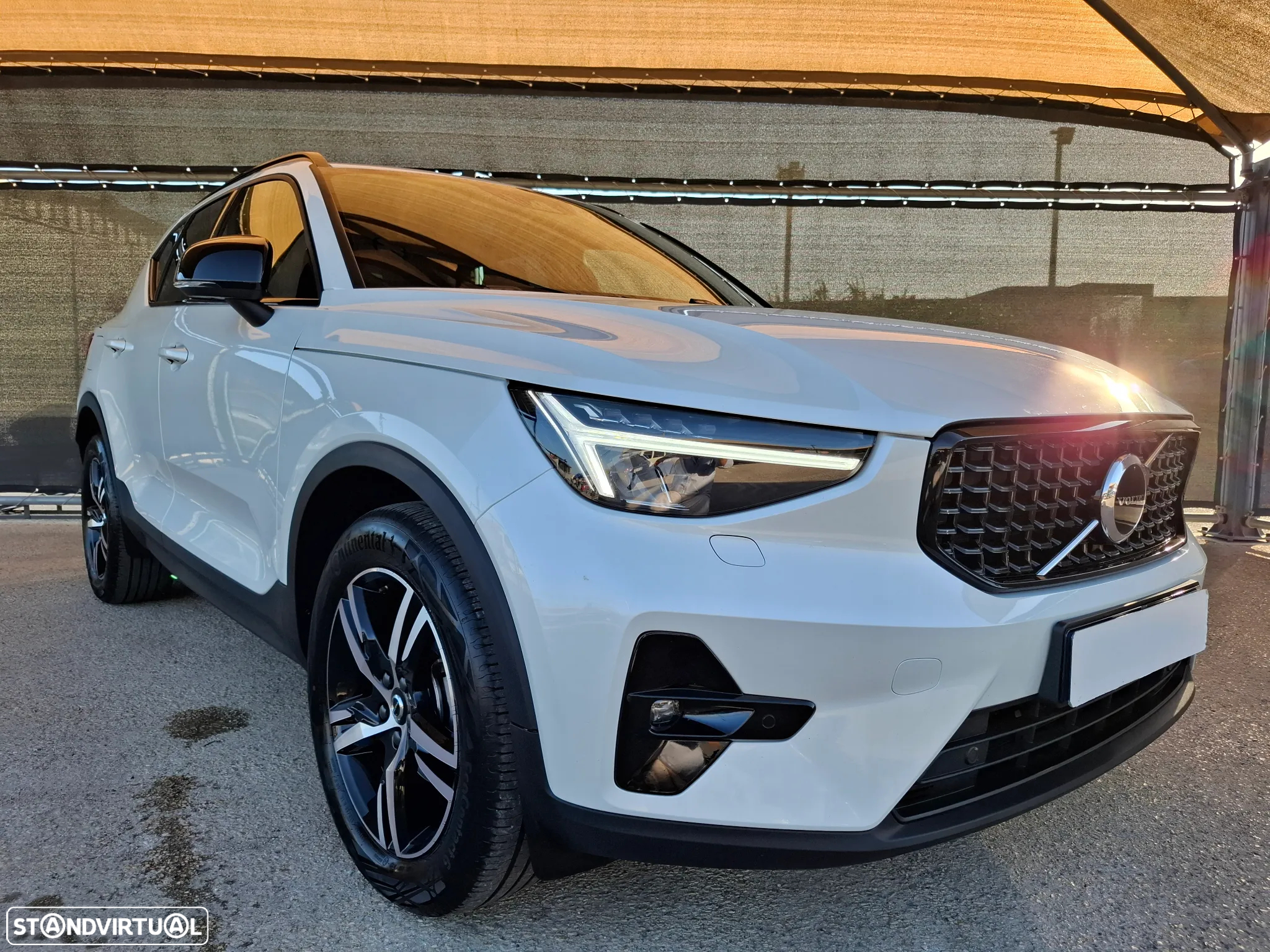 Volvo XC 40 1.5 T2 Plus Dark Auto - 5