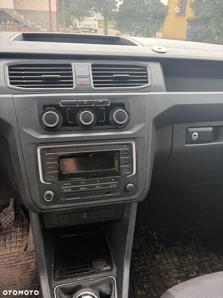 Volkswagen Caddy Maxi - 8