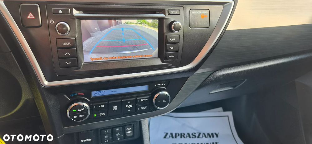 Toyota Auris 1.6 Premium - 37