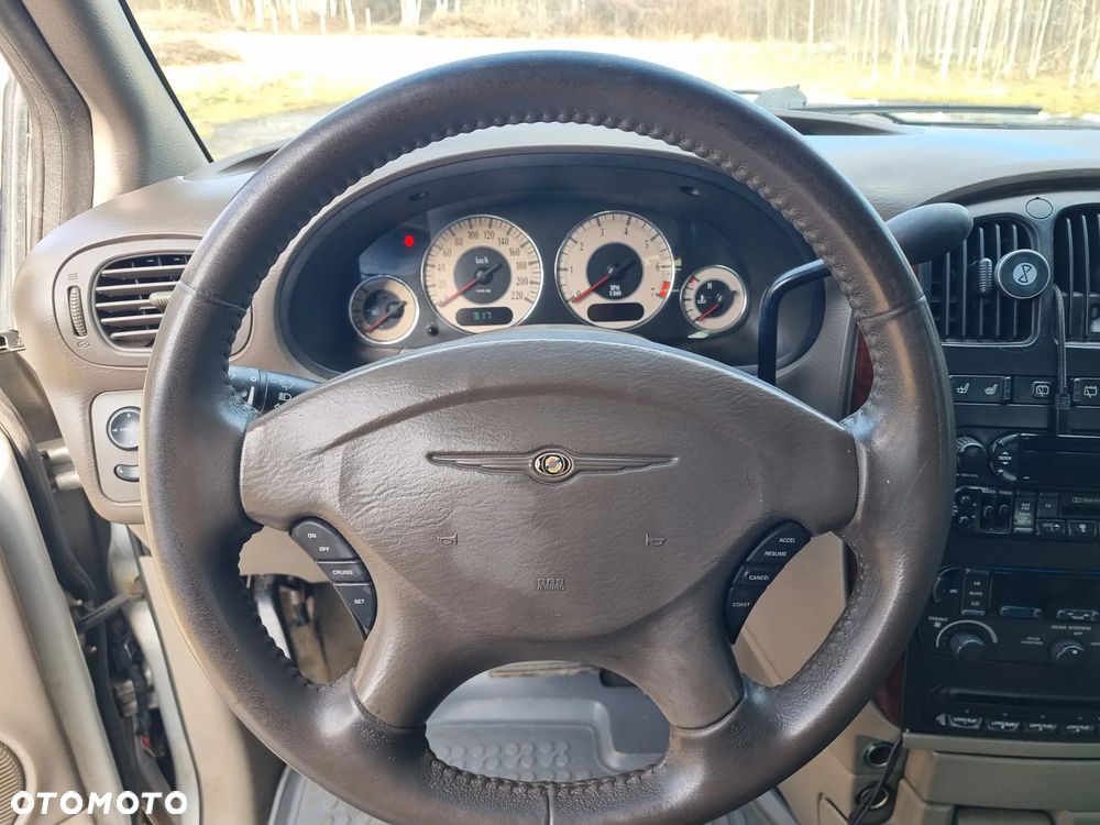 Chrysler Grand Voyager 3.3 Limited AWD - 15
