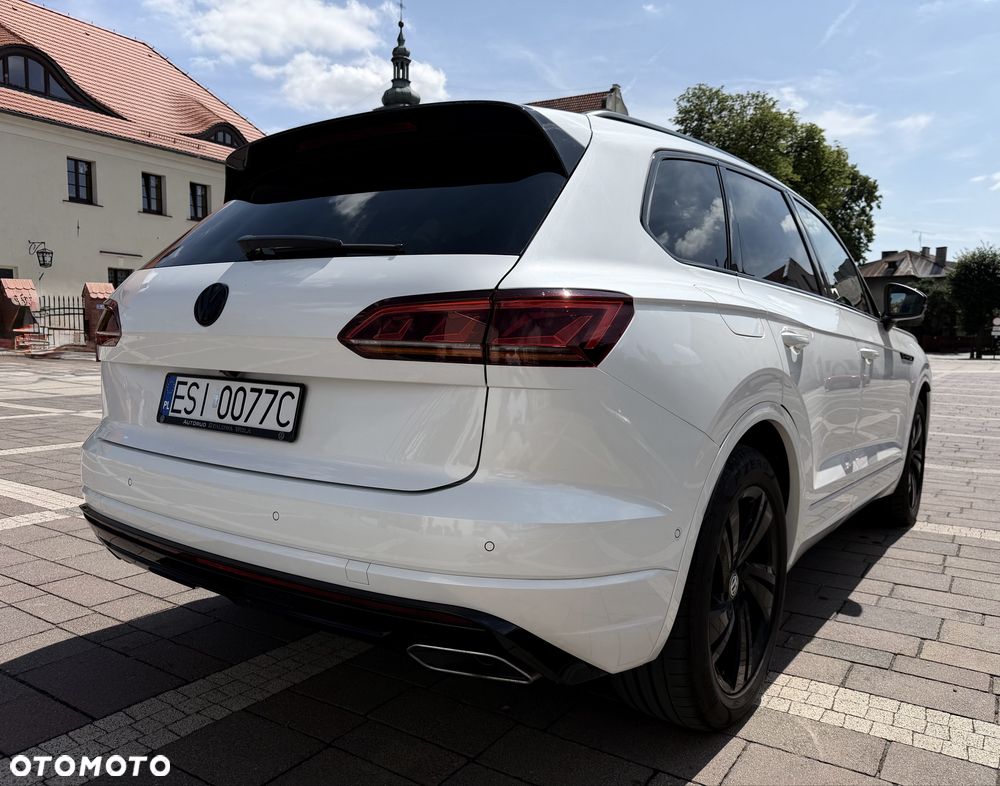 Volkswagen Touareg - 4