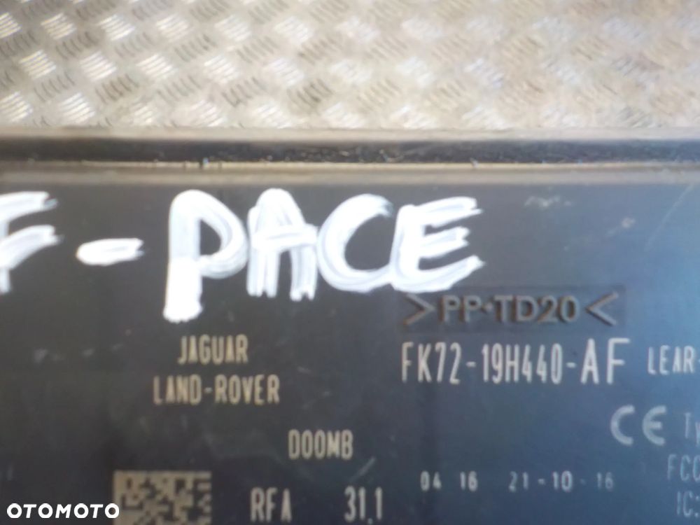 JAGUAR F-PACE MODUŁ STEROWNIK KEYLESS FK72-19H440-AF - 2