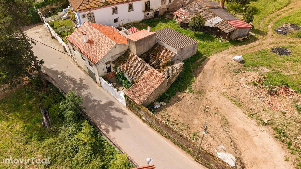 Moradia/Ruína para recuperar em Santo Varão - Grande imagem: 4/14