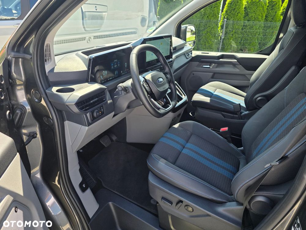 Ford Tourneo Custom 320 L1H1 VA Autm Sport - 9