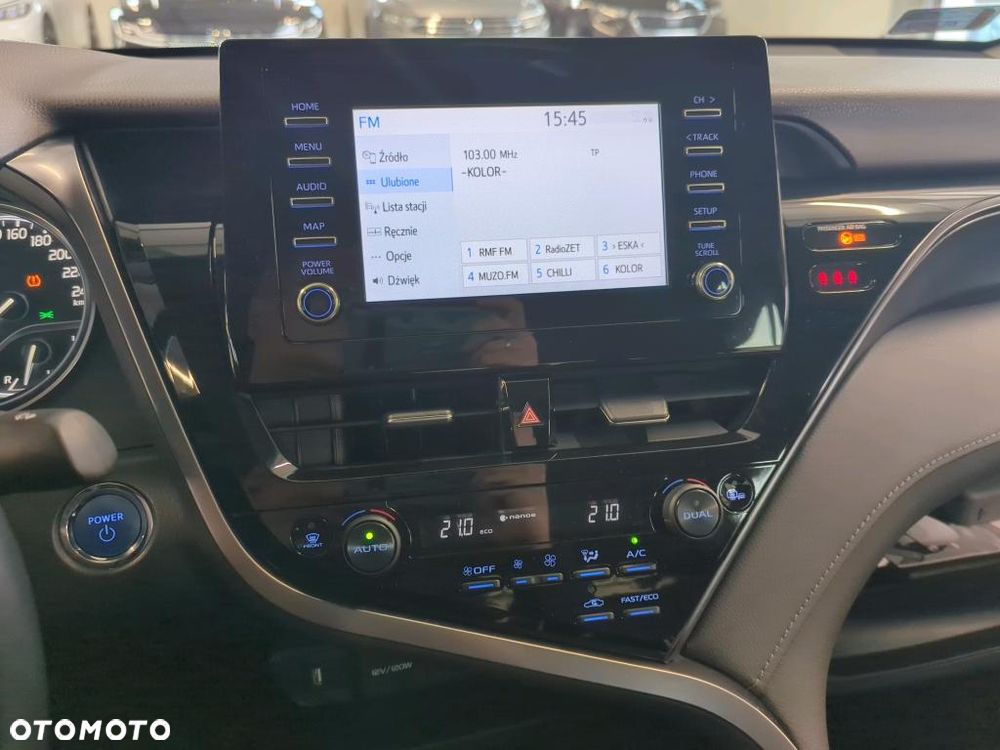 Toyota Camry 2.5 Hybrid Comfort CVT - 11