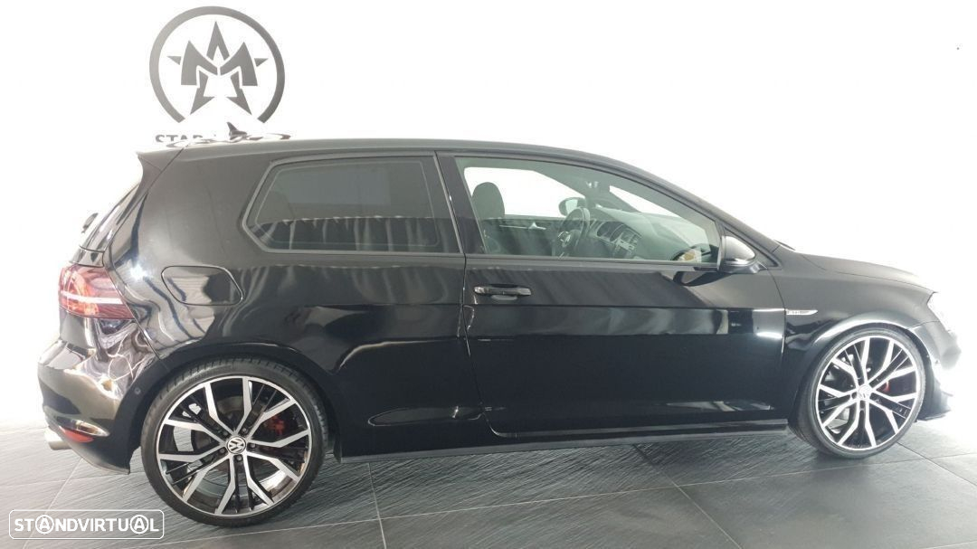 VW Golf 2.0 TDi GTD DSG - 44