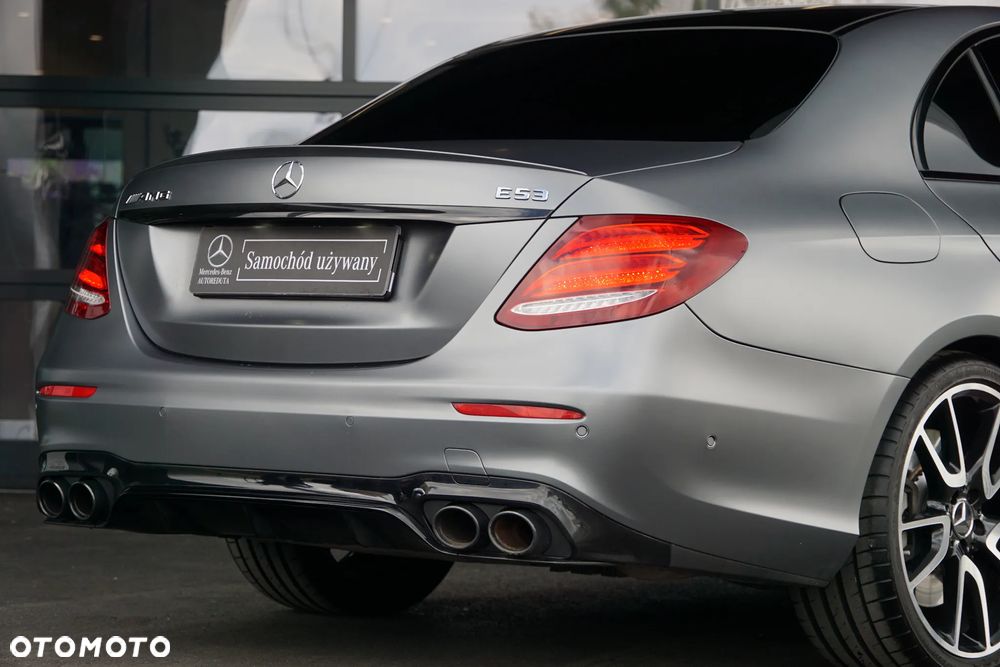Mercedes-Benz Klasa E AMG 53 4-Matic+ - 12