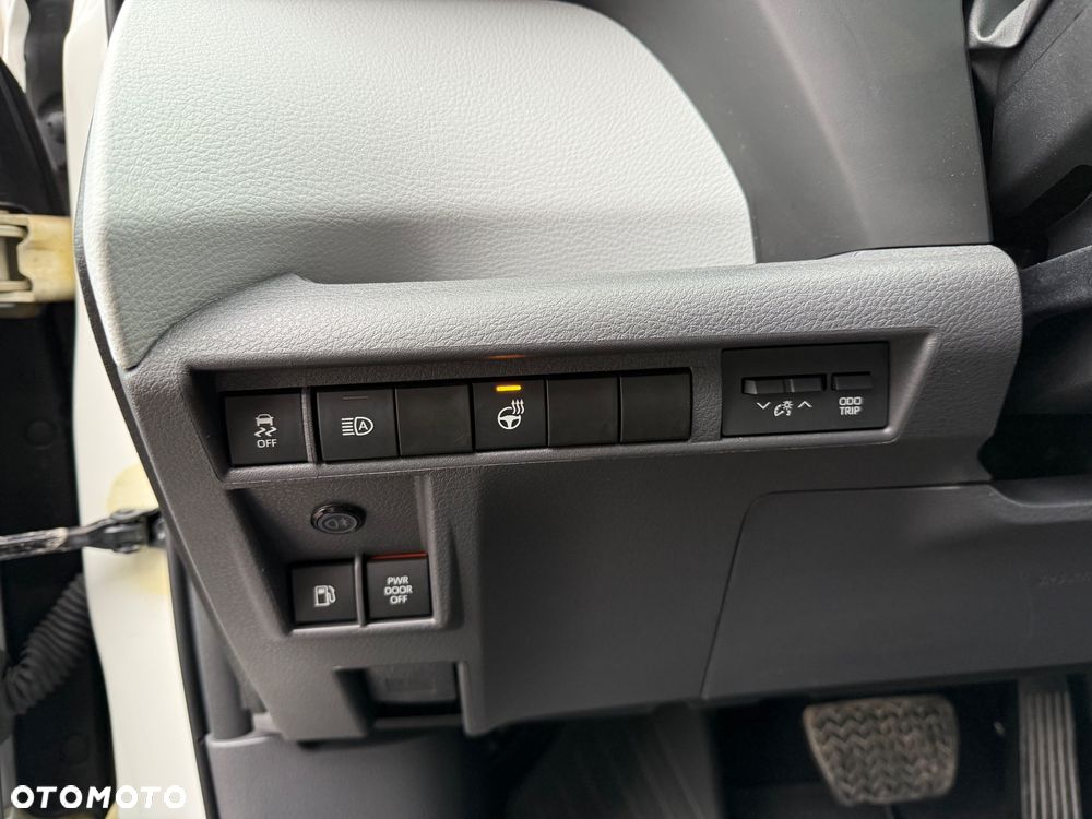 Toyota Sienna - 19